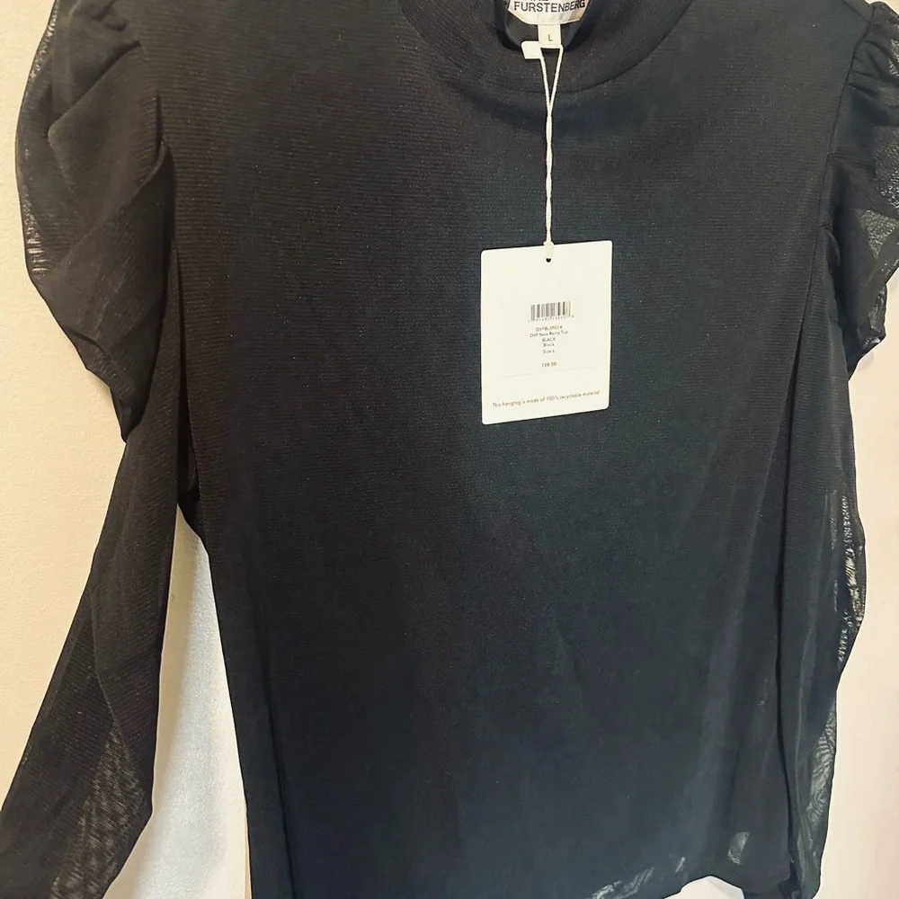 DVF Remy Top NWT! - Picture 2 of 9